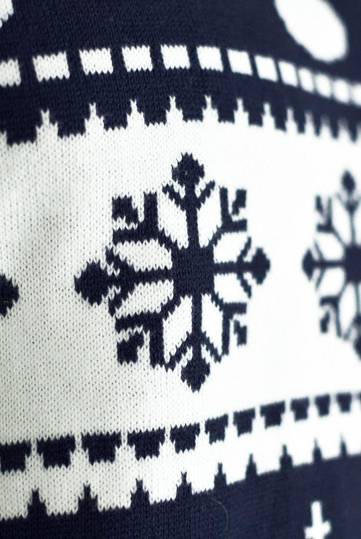 Camisola de Natal para Casal Azul com Renas e Neve detalhe
