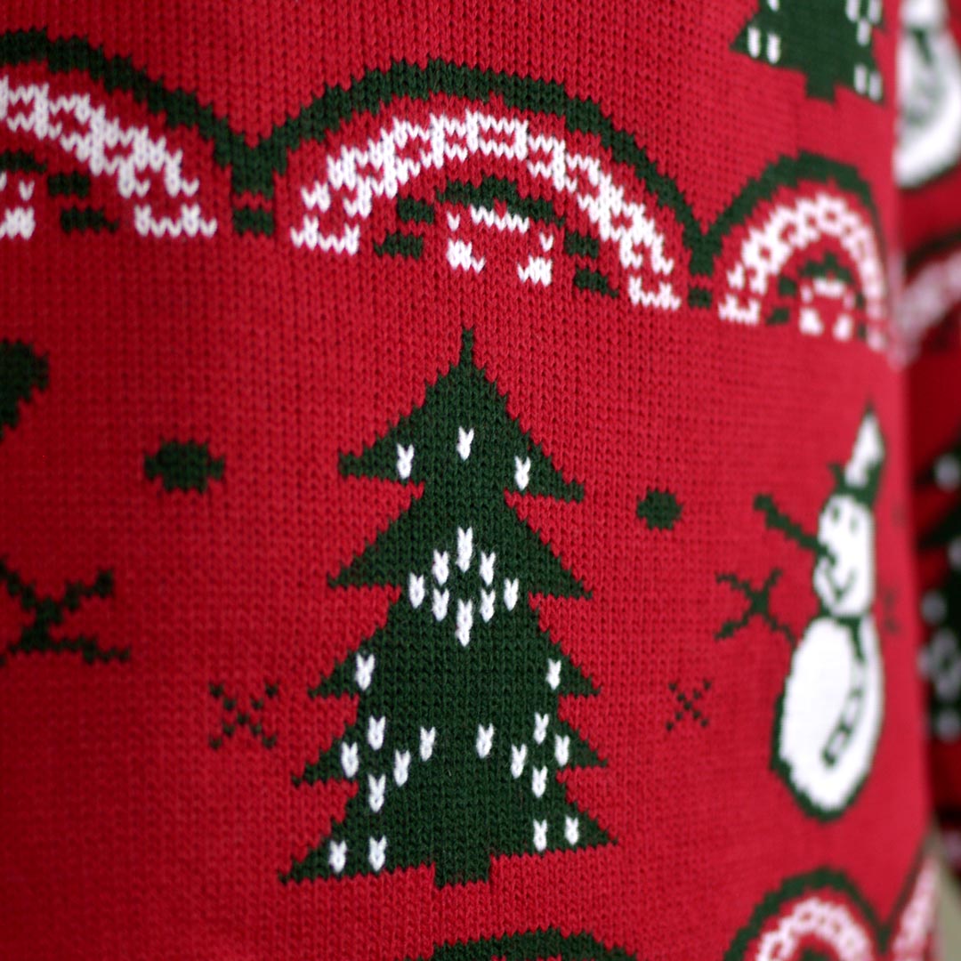 Camisola de Natal para Homem Vermelha com Bonecos e Árvores detalhe