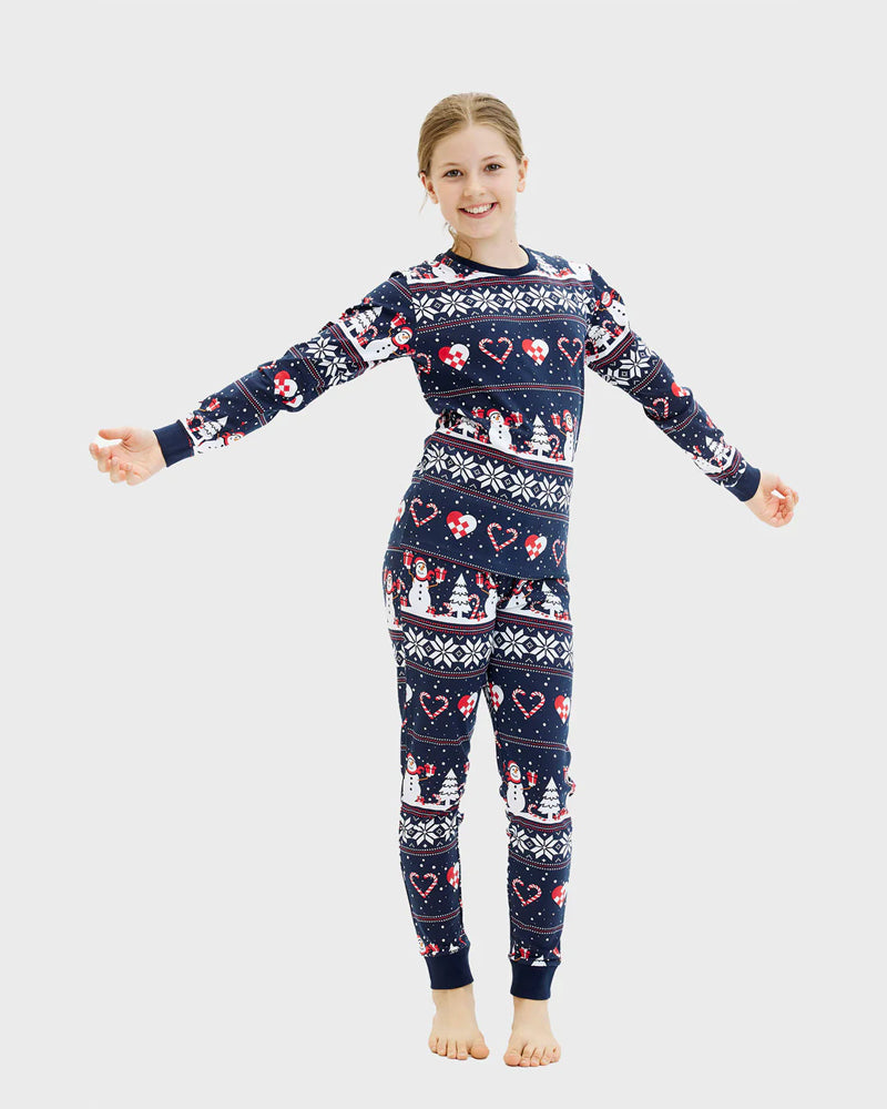 Pijama de Natal Familiar Menina Bonecos de neve e Corações