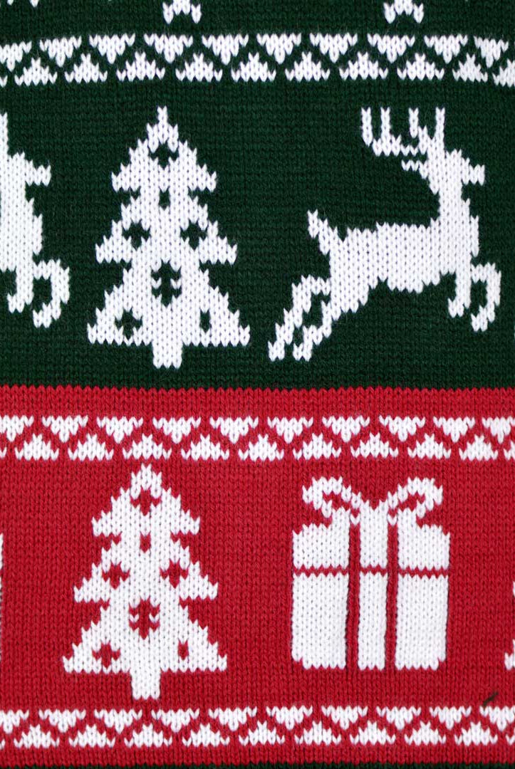 Camisola de Natal Verde, Vermelha e Branca Merry Christmas Detalhe