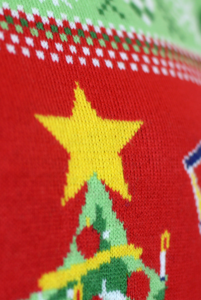 Camisola de Natal Vermelha com Luzes LED para Família Árvore de Natal Detalhe