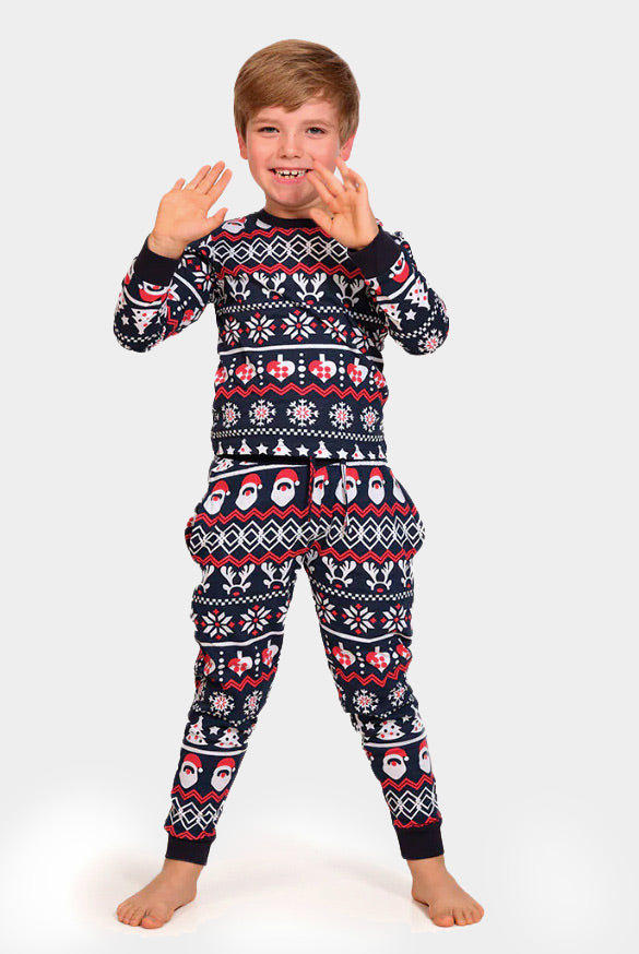 Pijama de Natal Familiar com Pai Natal, Árvores e Corações Crianças