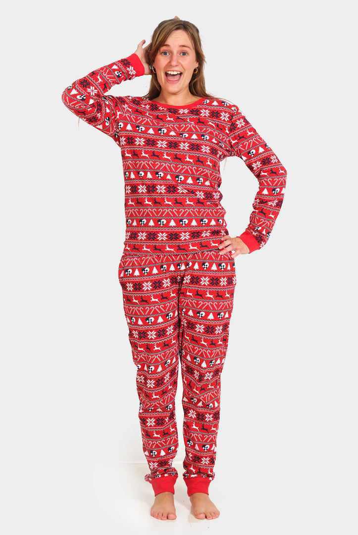 Pijama de Natal Familiar Vermelha com Renas e Árvores Mulher