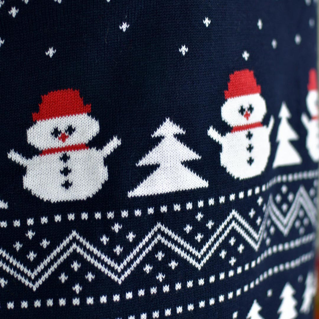 Camisola de Natal Azul com Árvores, Bonecos e Pai Natal detalhe neve