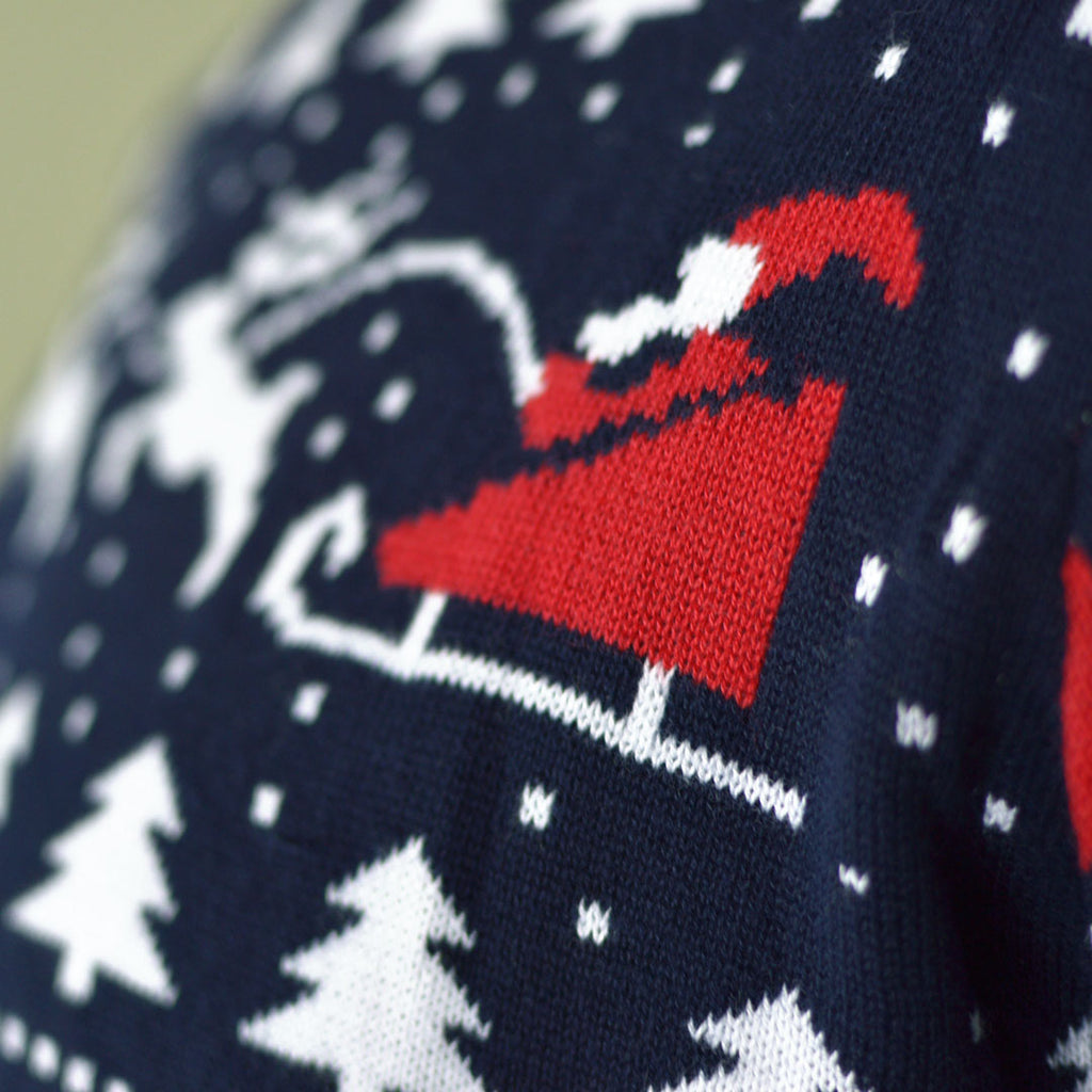 Camisola de Natal Azul com Árvores, Bonecos e Pai Natal detalhe