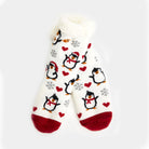 Meias de Natal Domésticos Brancas com Pinguins e Corações