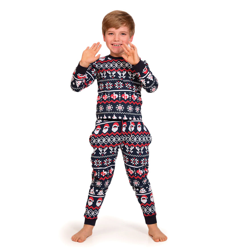 Pijama de Natal Familiar com Pai Natal, Árvores e Corações Crianças